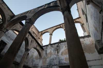 Bari nasconde un luogo sublime e leggendario: il Monastero di San Nicol� dei Greci